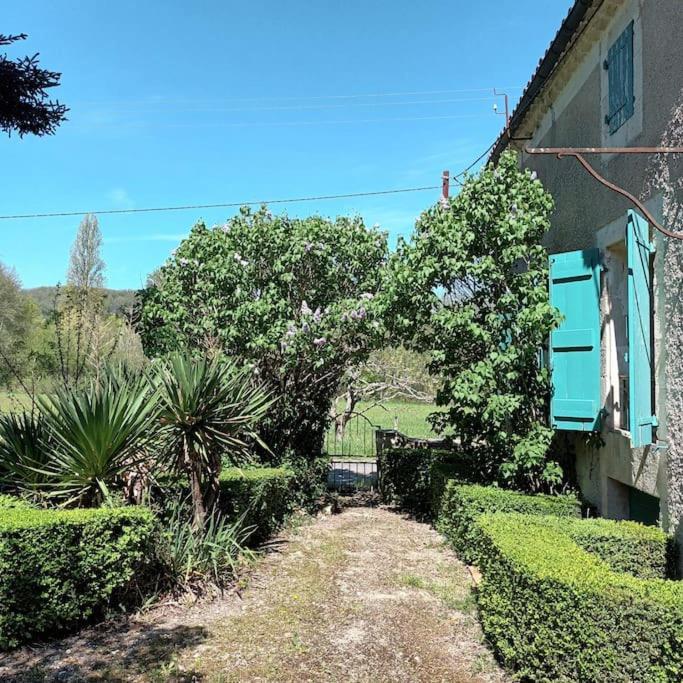 Apartamento Charmant Studio Avec Jardin A La Campagne Sur Le Chemin De Saint Jacques De Compostelle Lauzerte Exterior foto